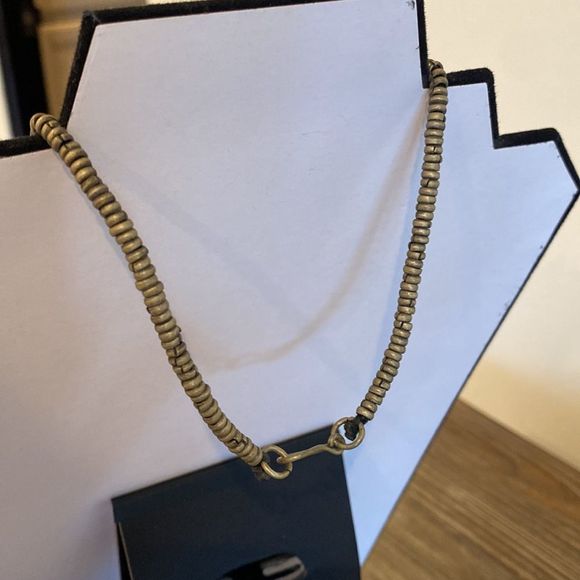 Elegant Blue and Silver Necklace - Picture 4 of 7